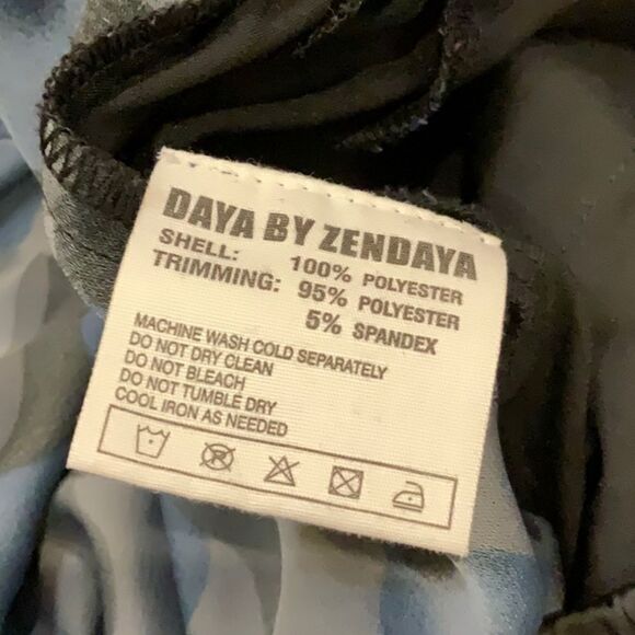 Daya by Zendaya Blue Camo Print Track Pant Medium M Camouflage - Picture 13 of 13